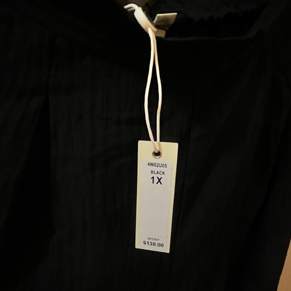 Max Studio London plus size pants. Super soft and flowy. Black. Pockets. - Picture 2 of 5